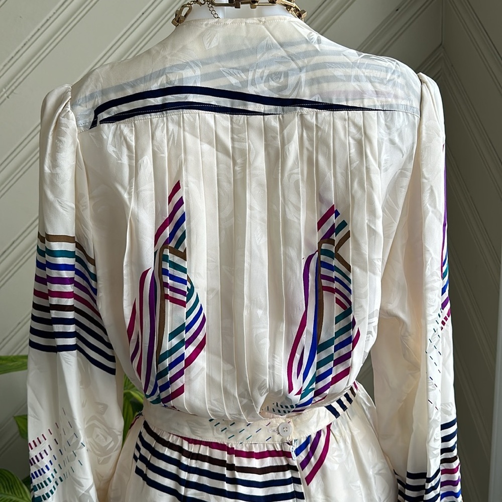 v i n t a g e... Argenti Silk Skirt and Blouse Size 12 - Picture 7 of 17